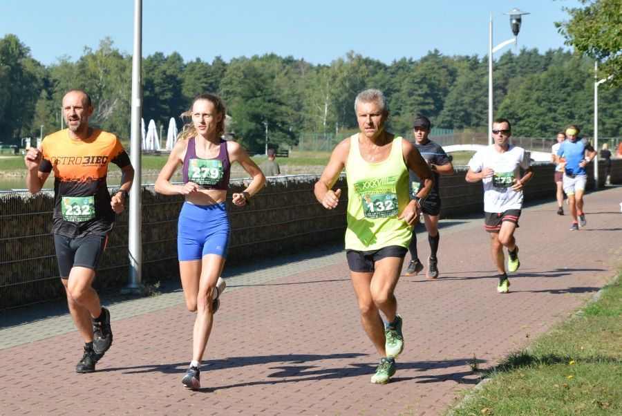 Dominika Łukasiewicz i Sławomir Majchrzak prowadzą w klasyfikacji Super GutWinnera (na zdjęciu na pierwszym planie).